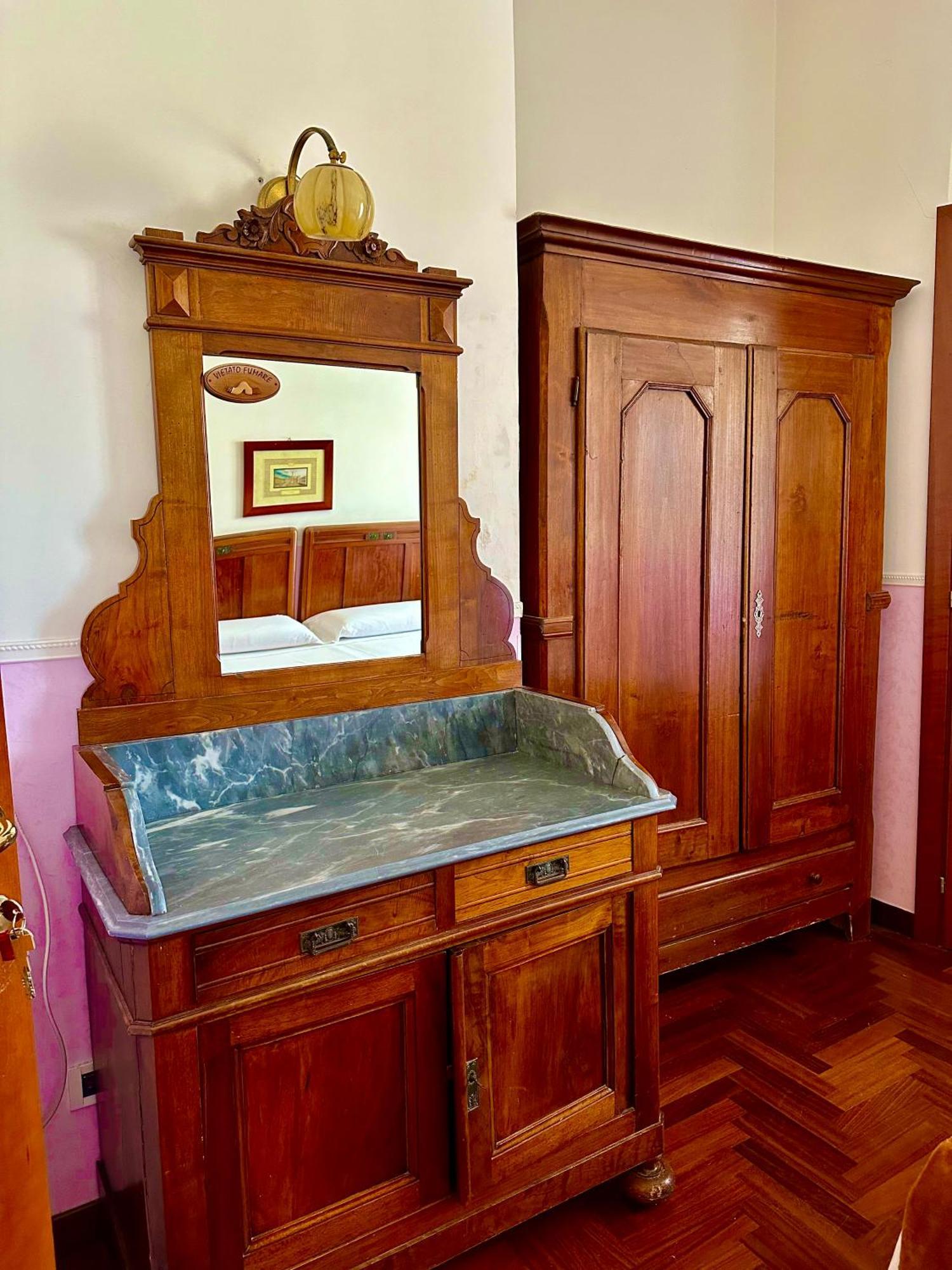 Pardis Guest House ローマ エクステリア 写真
