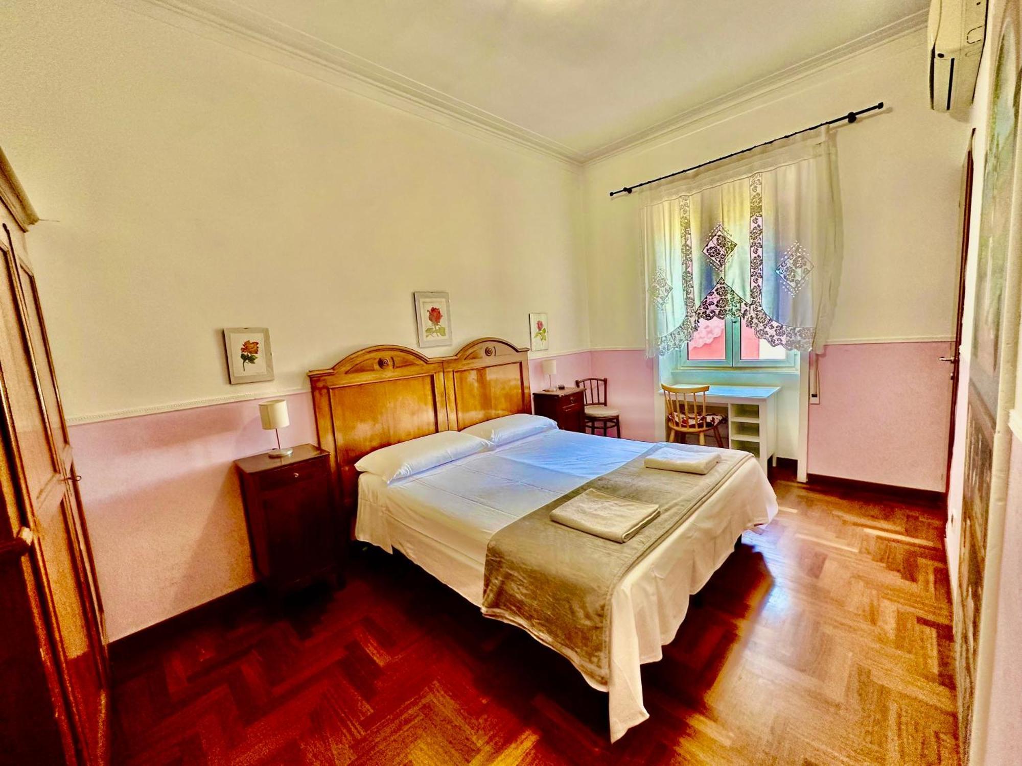 Pardis Guest House ローマ エクステリア 写真
