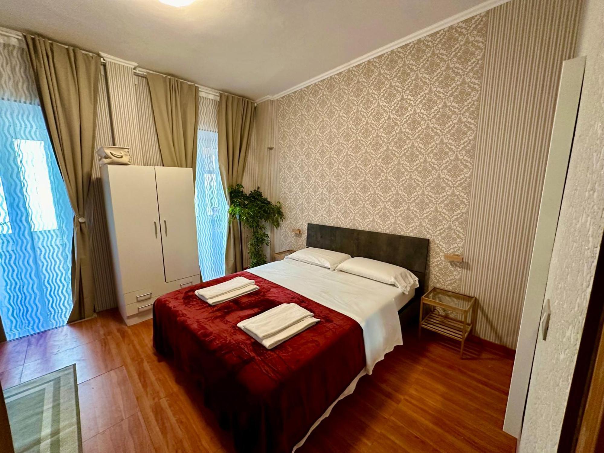 Pardis Guest House ローマ エクステリア 写真